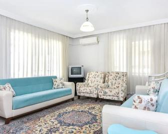 Yade Apart Pension - Ayvalık - Sala de estar