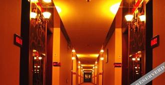 Haisha Hotel - Baotou - Hallway