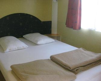 Camping Villaggio Italgest - Magione - Camera da letto