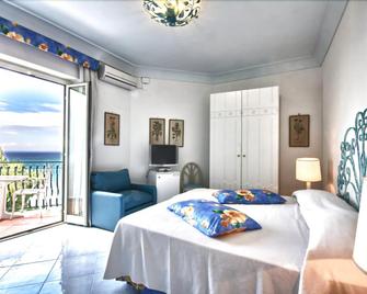 Luxury Villas Positano - Positano - Habitación