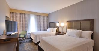 Hampton Inn & Suites Chippewa Falls - Chippewa Falls - Bedroom