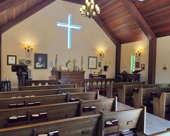 2 Kings | Chapel | Jet Tub | Elevator | DT 12 mins - Marshall - Restaurant