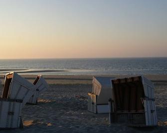 Apartment for up to 4 P. directly on the beach of Wangerooge - Wangerooge - Strand