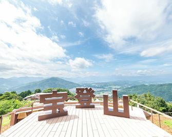 Kamenoi Hotel Nagatoro Yorii - Yorii - Balcón