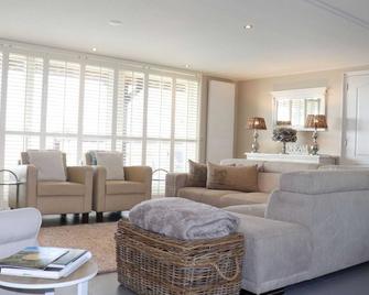 Cottage in Paesens for 6 Person - Paesens - Sala de estar