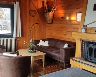 Novelty. Exceptional View, Hérisson Waterfalls - Bonlieu - Salon