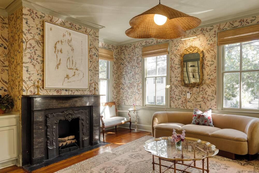 The Nicholas Veranda King Suite - Walk to King - צ'רלסטון - סלון