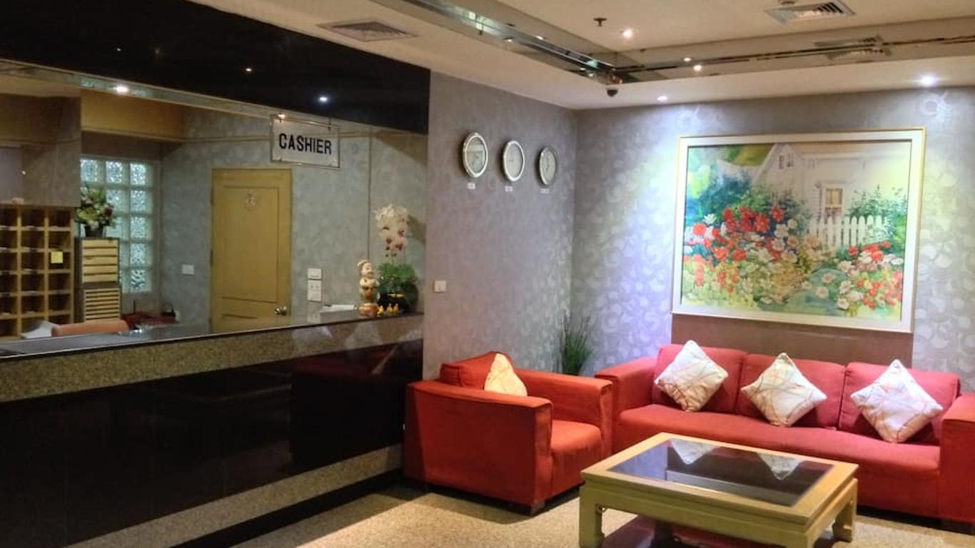 لي بليس هوتل