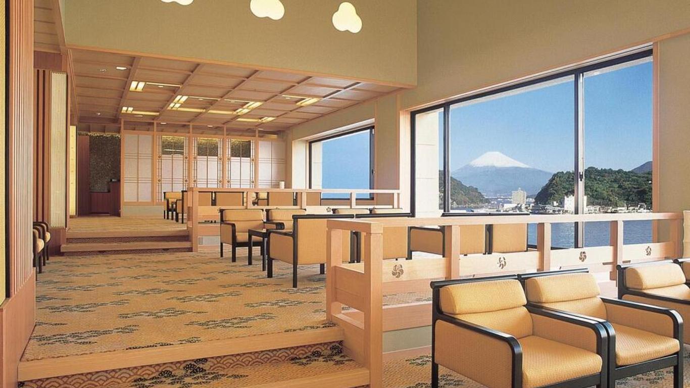 伊豆三津浜 松濤館
