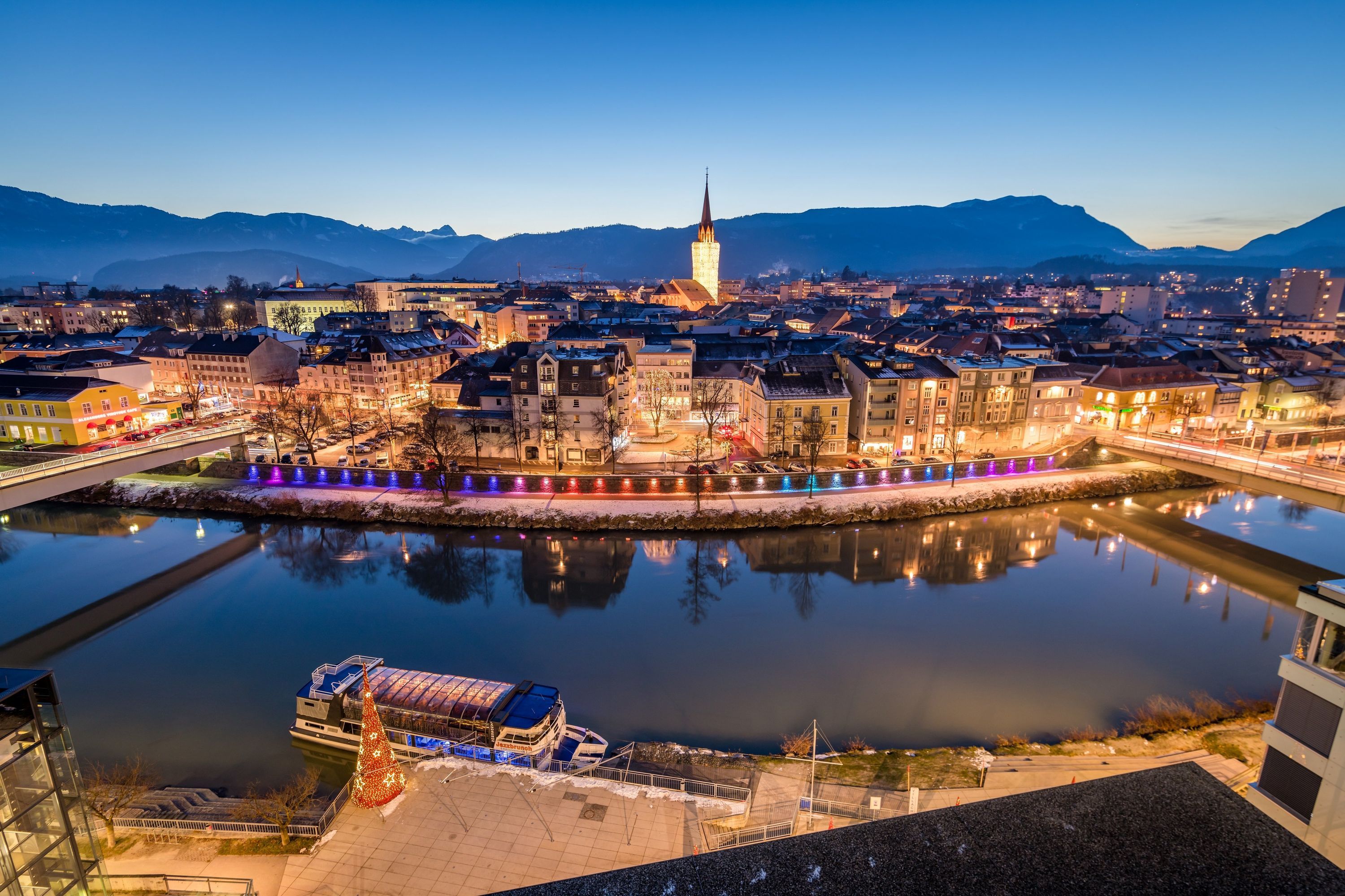 Voco Villach By IHG - וילאך - בניין