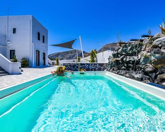 Sun Springs Suites - Kamari - Pool