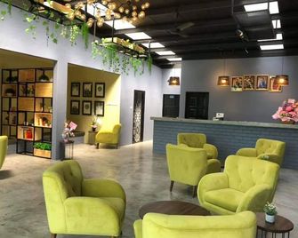 The Wood Boutique Hotel - Muar - Lounge