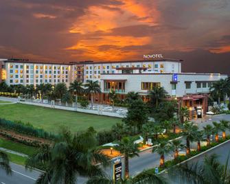 Novotel Hyderabad Airport - Hyderabad - Building