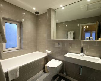 Cotswold Grange - Cheltenham - Bad