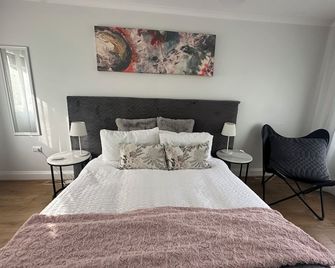 Clarendon Country Cottage private retreat - Clarendon - Habitación