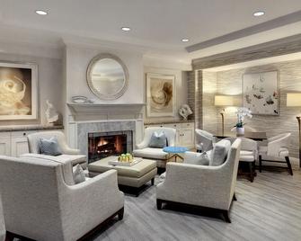 Balboa Bay Resort - Newport Beach - Living room
