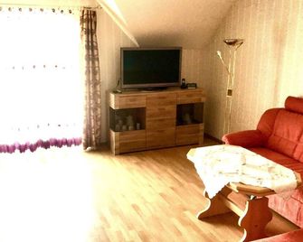 Room-haus Im Grünen House in the Green - Neuzelle - Wohnzimmer