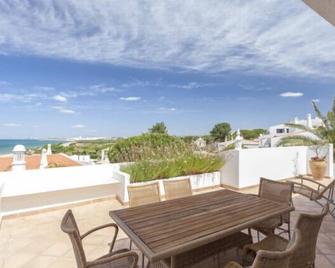 5 bedroom Villa, heatable pool, Superb Sea Views in Vale do Lobo - Vale do Lobo - Balcony