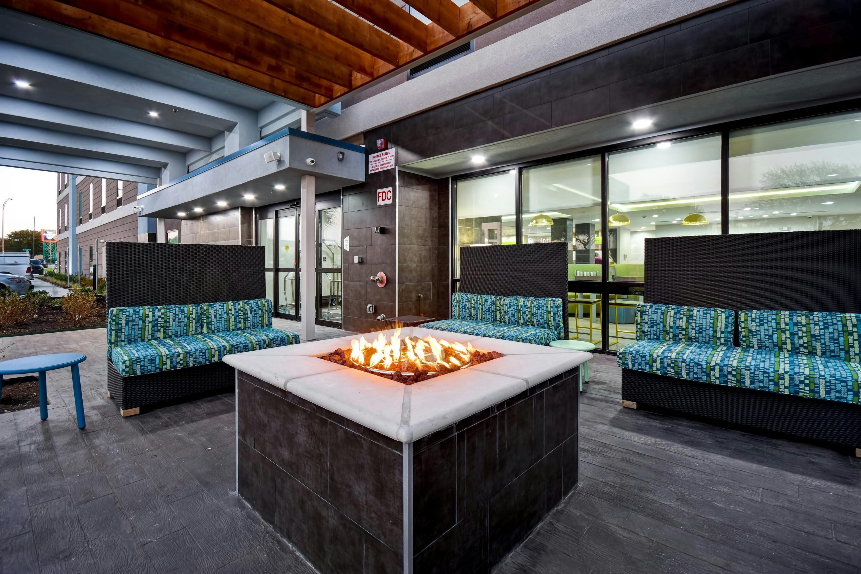 Home2 Suites by Hilton Fort Worth Fossil Creek - Fort Worth - Building