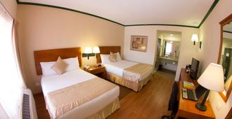 Comfort Inn Monclova - Monclova - Bedroom