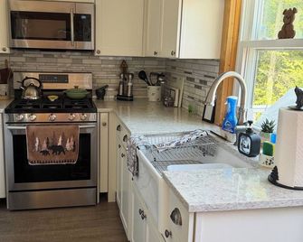 Perfect For A Peaceful Get Away In Clean Fresh Vermont Air! - Bennington - Küche
