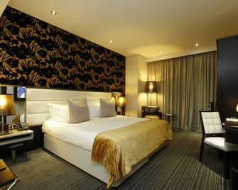 Coastlands Umhlanga Hotel And Convention Centre - Umhlanga - Yatak Odası