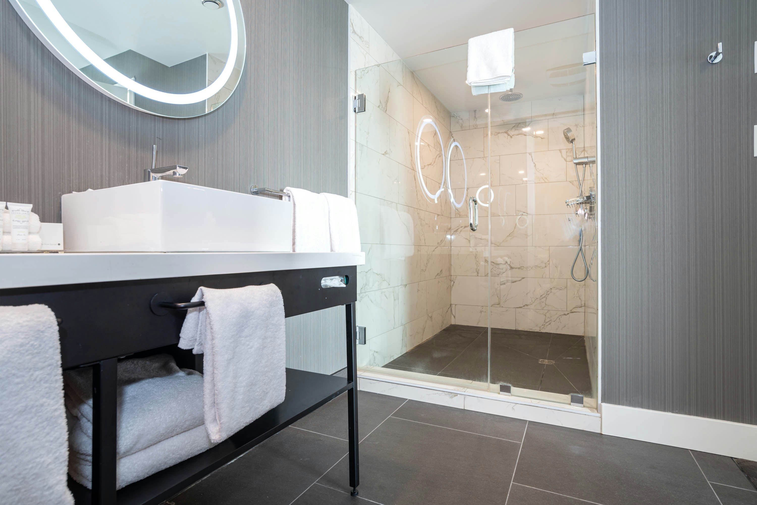 Sandman Signature Calgary Airport Hotel
