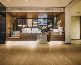 Hanting Hotel Tianjin Chenglindao Metro Station - Tianjin - Front desk