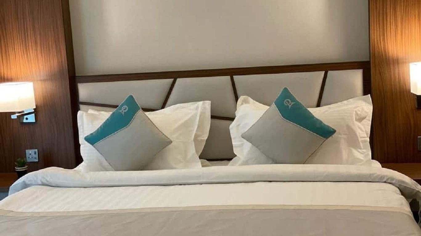 Remaz Suites Hotel