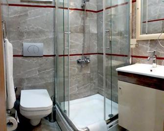Tüm Palace Otel - Bandirma - Baño