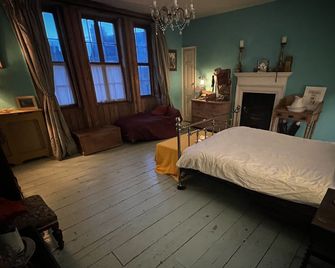 Central Bath, 18th Century Georgian Rooms - באת' - חדר שינה