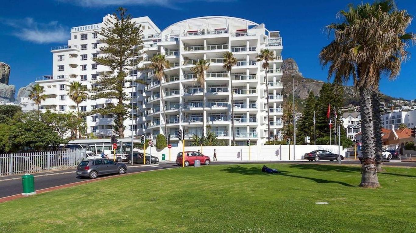 Peninsula All-Suite Hotel
