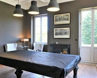 Château Bernon Maison d Hotes - Piscine et SPA - Queyrac - Habitación