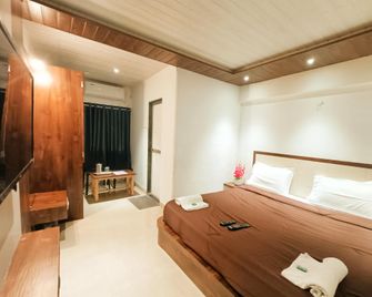 Hotel Pushkaraj - Mahabaleshwar - Makuuhuone