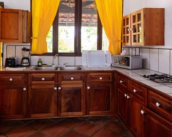 Condiminium Villas Mymosa - Quepos - Køkken