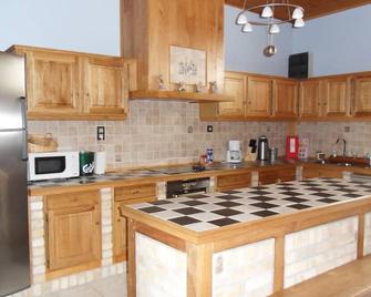 The ideal spot for a family reunion - Couvin - Cocina