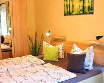 Ferienidyll Edelhof - Uhlstädt-Kirchhasel - Schlafzimmer