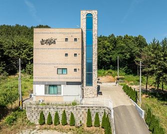 당진 언덕위에펜션 - 당진 - 건물