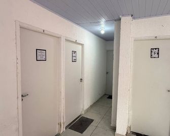 Studio apartment with forest view, 20 minutes from São Paulo city. - Caieiras - Pasillo