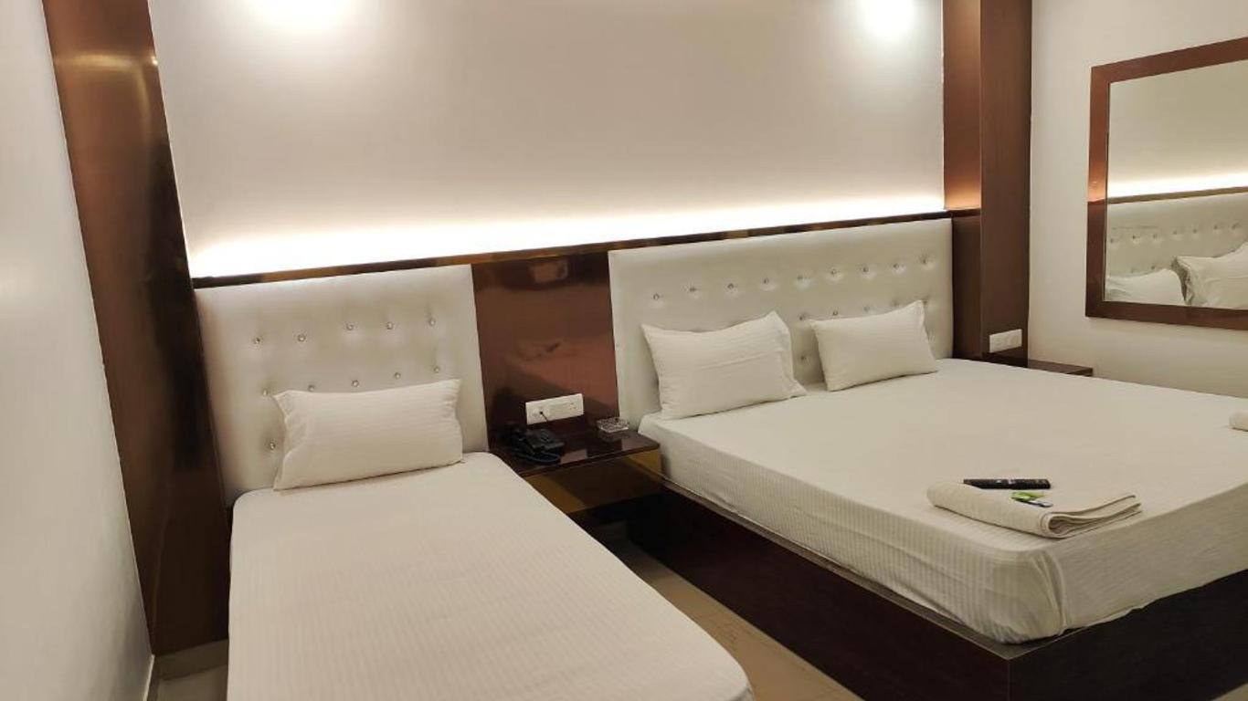 Hotel Apple Villa @ New Delhi
