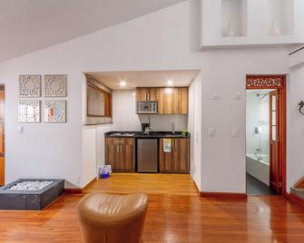 Apartaestudios La Candelaria - Bogotá - Cocina