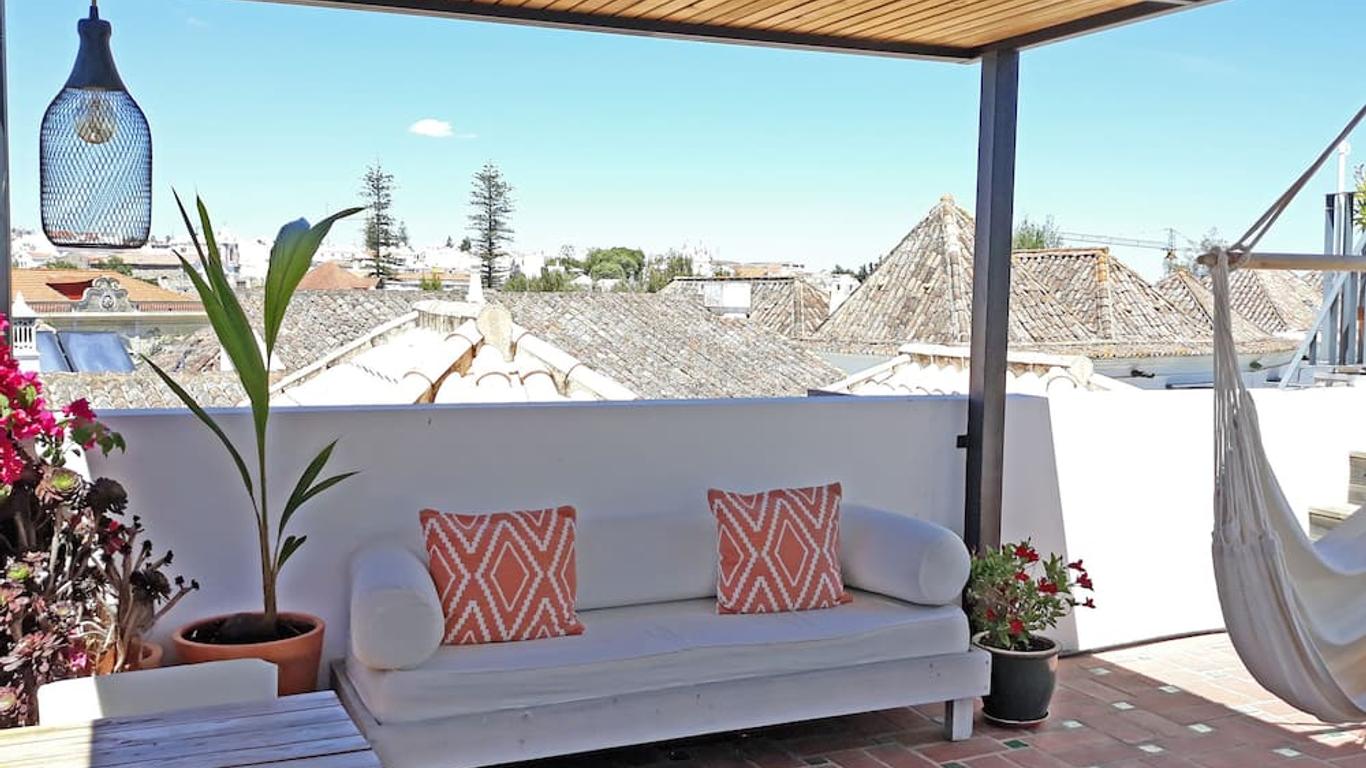 Calcada Guesthouse