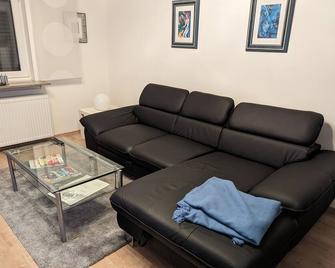 Fantastic location, large roof terrace - Wachtendonk - Wohnzimmer