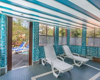 Wood House - Petropolis - Spa