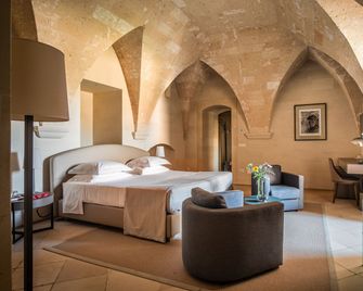 La Fiermontina Luxury Home Hotel - לצ'ה - חדר שינה