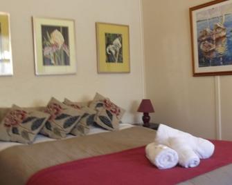Lakes Entrance Holiday Units - Lakes Entrance - Bedroom