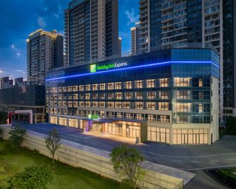 Holiday Inn Express Kunming Economic Dev Zone By IHG - Kunming - Building