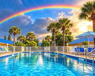 Island Sun Inn - Venice - Pool
