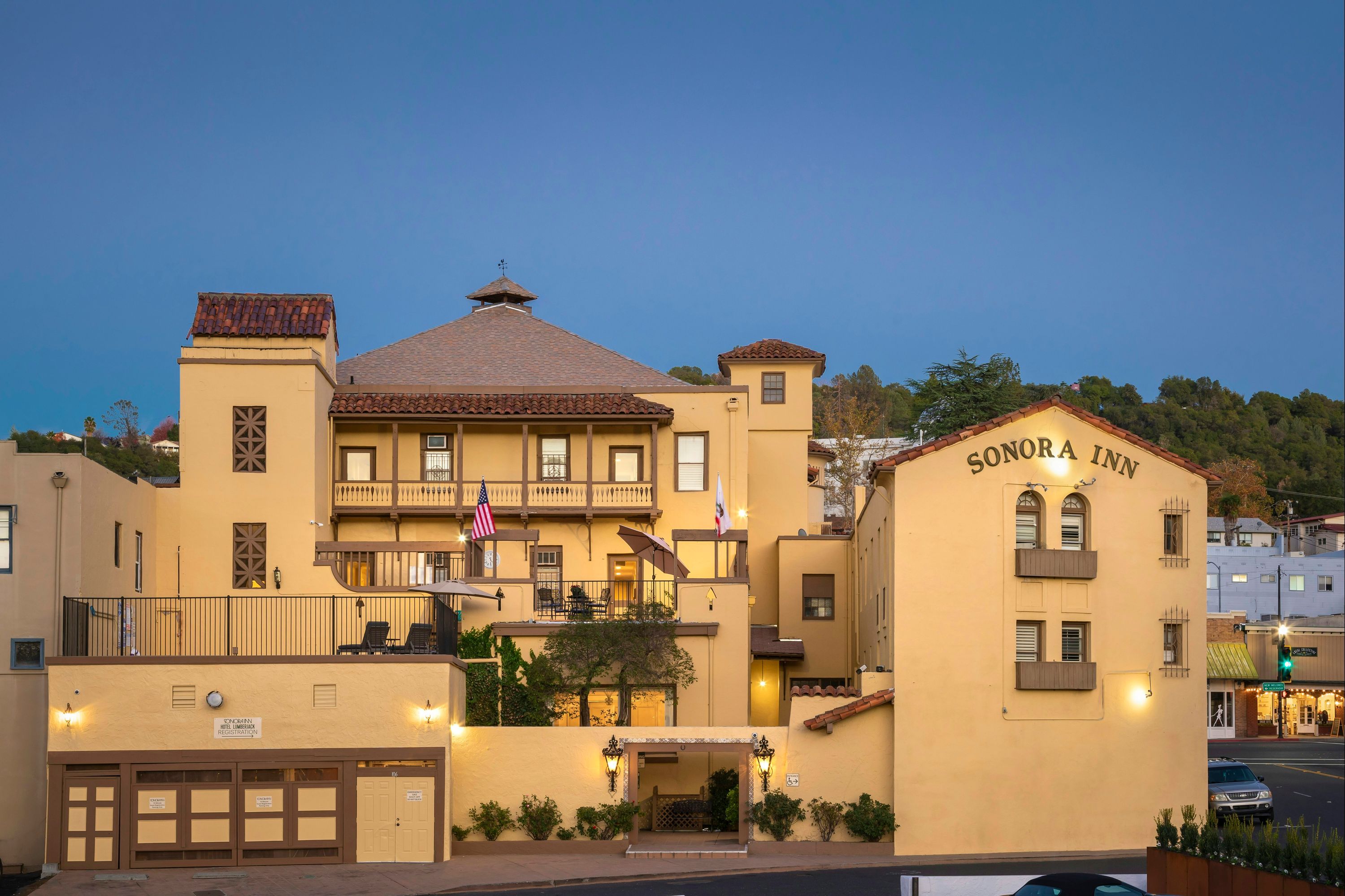 Historic Sonora Inn - Sonora - Building