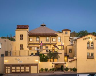 Historic Sonora Inn - Sonora - Building